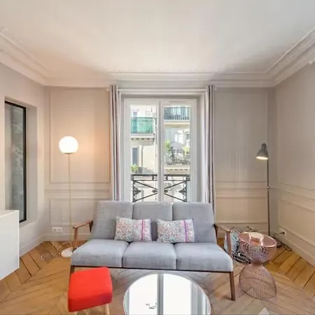 Charming, Bright 2-bedroom Flat Near Lafayette Appartamento Parigi