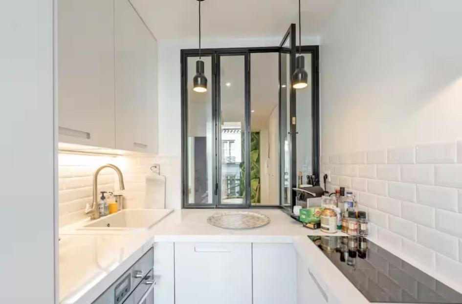 Charming, Bright 2-bedroom Flat Near Lafayette Apartment